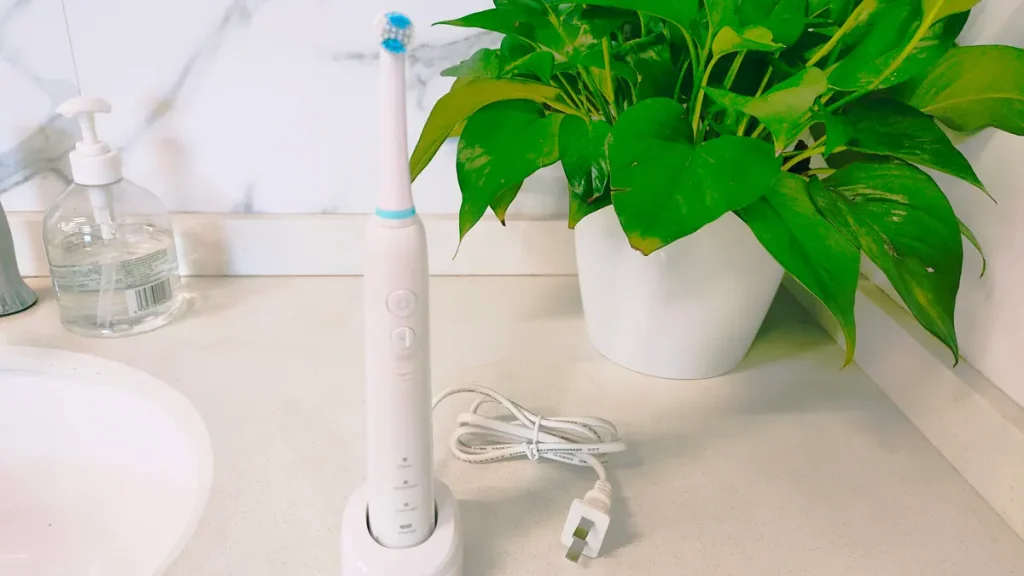Algunas preguntas comunes sobre los cepillos de dientes eléctricos para los consumidores 1 15591L050 0